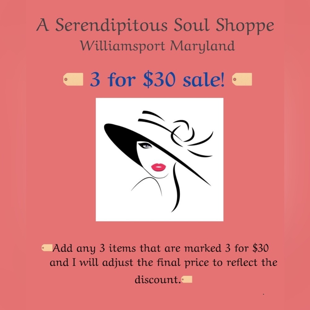 🏷️3 for $30 sale!🏷️ 🆕NWOT Women’s H & M cream colored open tie cardigan. - Picture 9 of 9